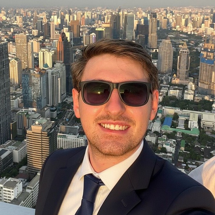 Portrait photo of co-founder Yannick